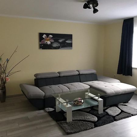 Gemutliche 3-Zimmer Wohnung Saal an der Donau Esterno foto