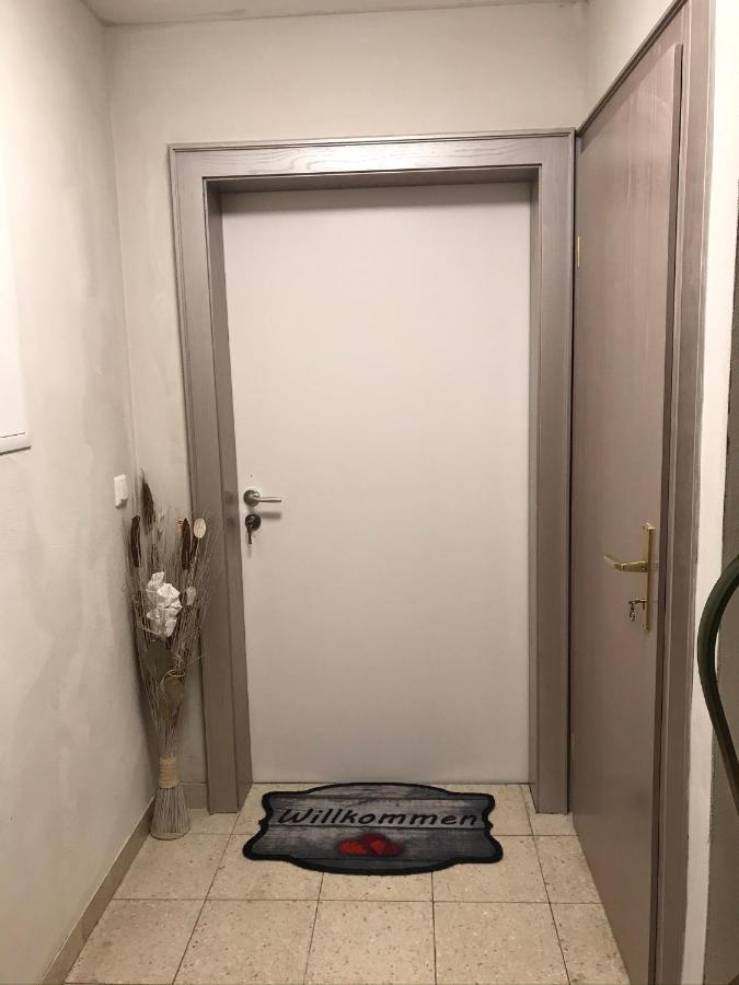 Gemutliche 3-Zimmer Wohnung Saal an der Donau Esterno foto